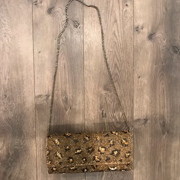 Retro Golden Leopard Beaded Clutch w/ chain strap - Picture 2 of 10